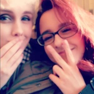 Meet your Posher, Isabel